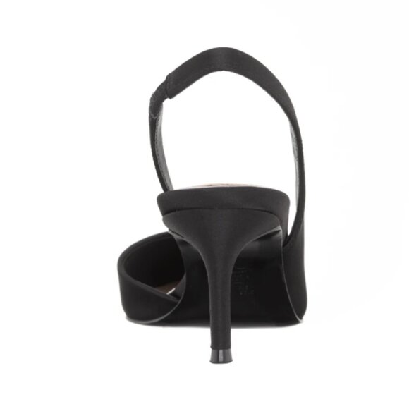 SHOES - Picture 4 of 5